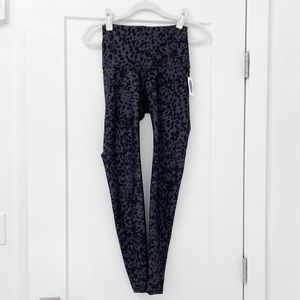 NWT Old Navy workout leggings